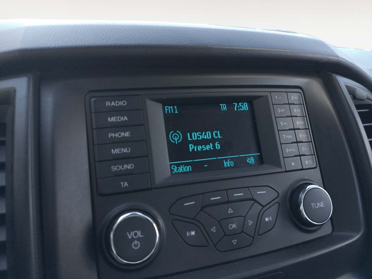 Ford Ranger Pickup 2.0 EcoBlue Doble Cabina XL 4x4 - foto 17