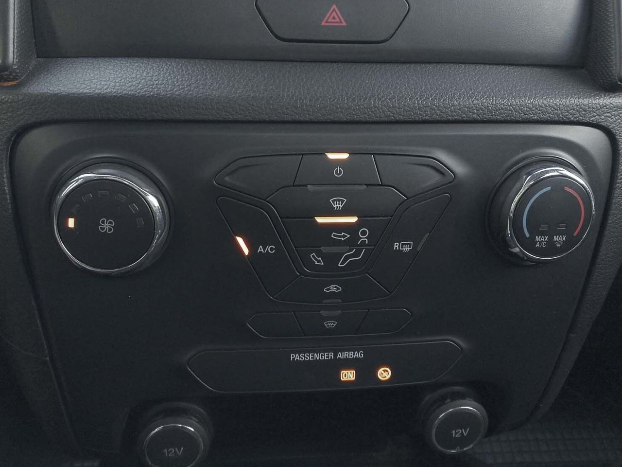 Ford Ranger Pickup 2.0 EcoBlue Doble Cabina XL 4x4 - foto 19