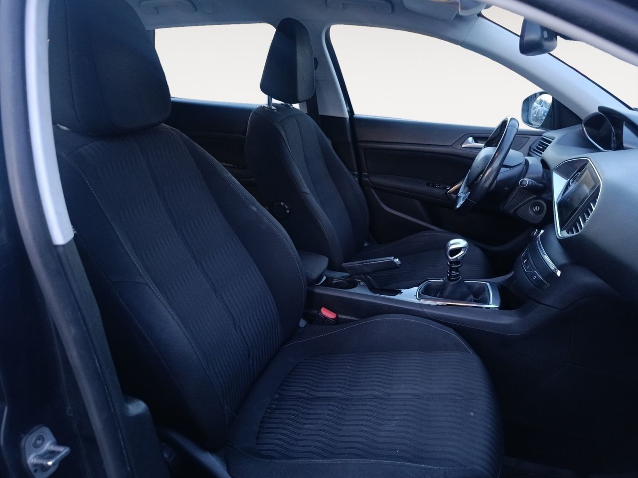 Peugeot 308 1.2 PureTech Active - foto 11