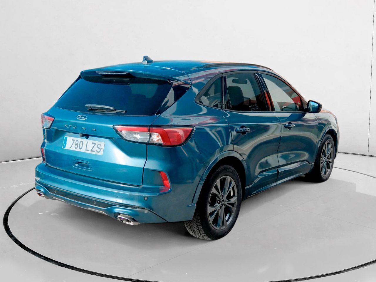 Ford Kuga 1.5 EcoBoost ST-Line 4x2 - foto 2