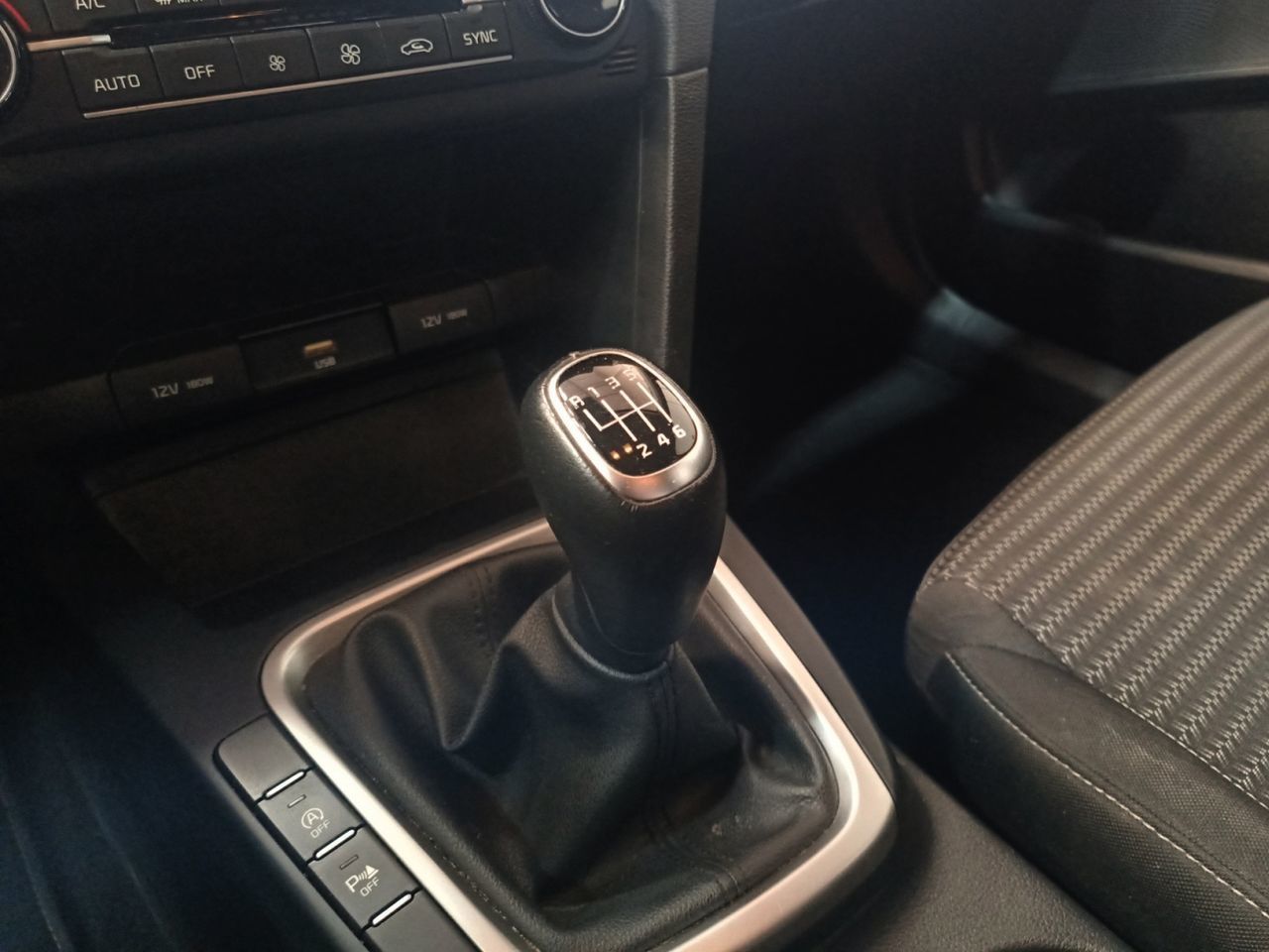 Kia XCeed 1.0 T-GDi Drive - foto 12