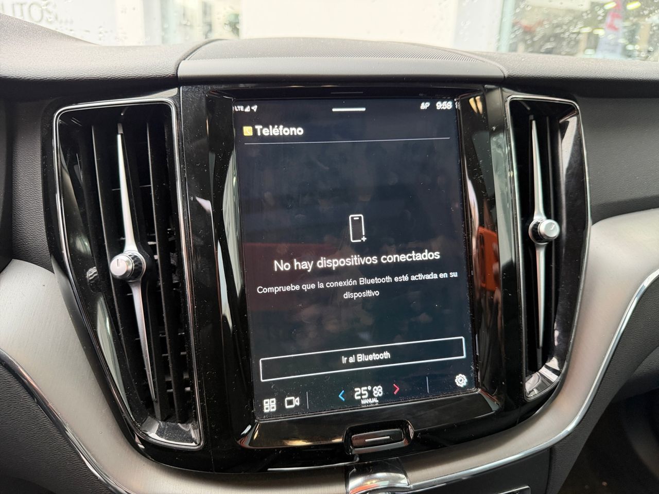 Volvo XC60 T6 Recharge Core AWD - foto 18