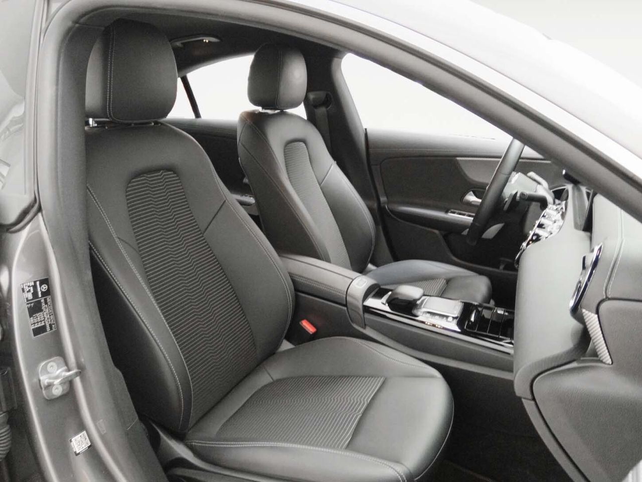 Mercedes-Benz CLA 200 d - foto 12