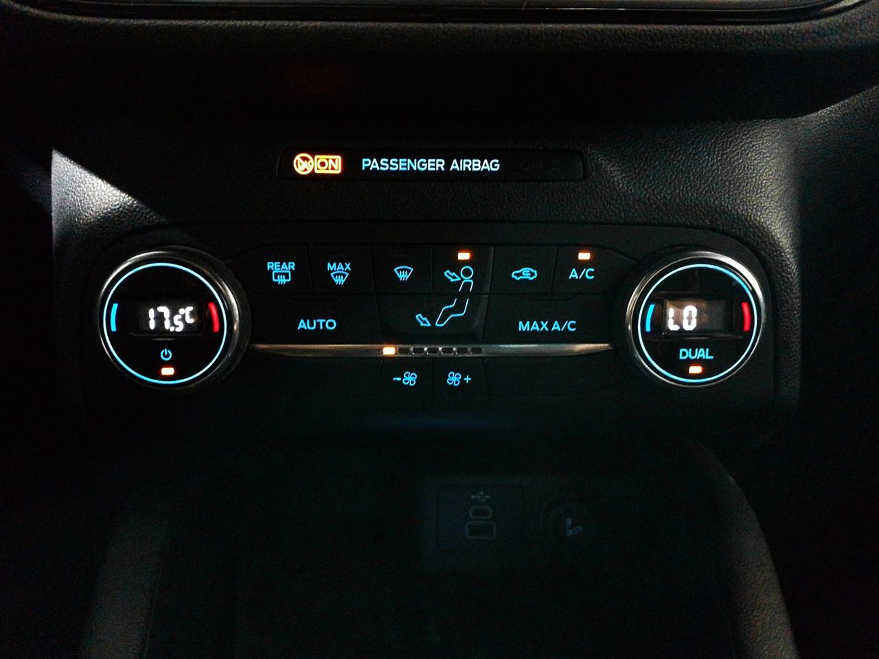 Ford Kuga 1.5 EcoBoost ST-Line 4x2 - foto 21