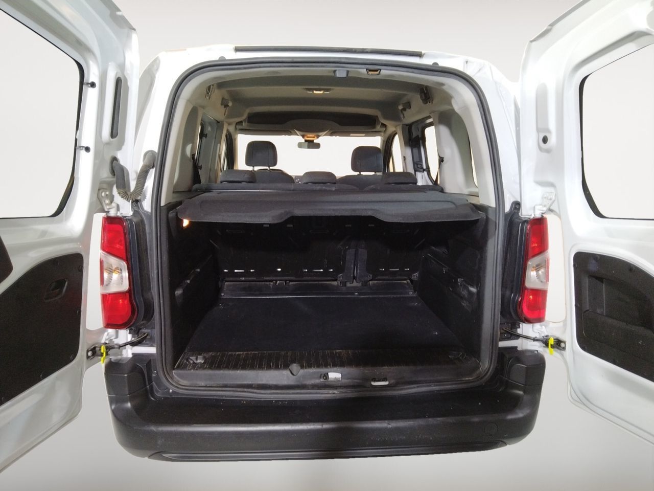 Peugeot Rifter Active Pack Business Standard BlueHDi - foto 12