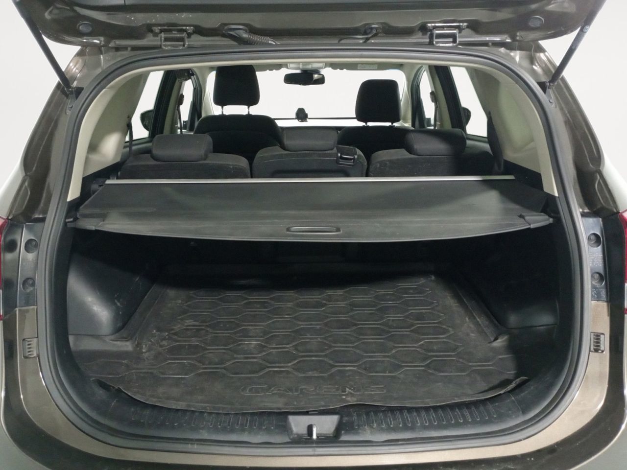 Kia Carens 1.7 CRDi VGT Uefa Euro2016 Eco-Dynamics - foto 12