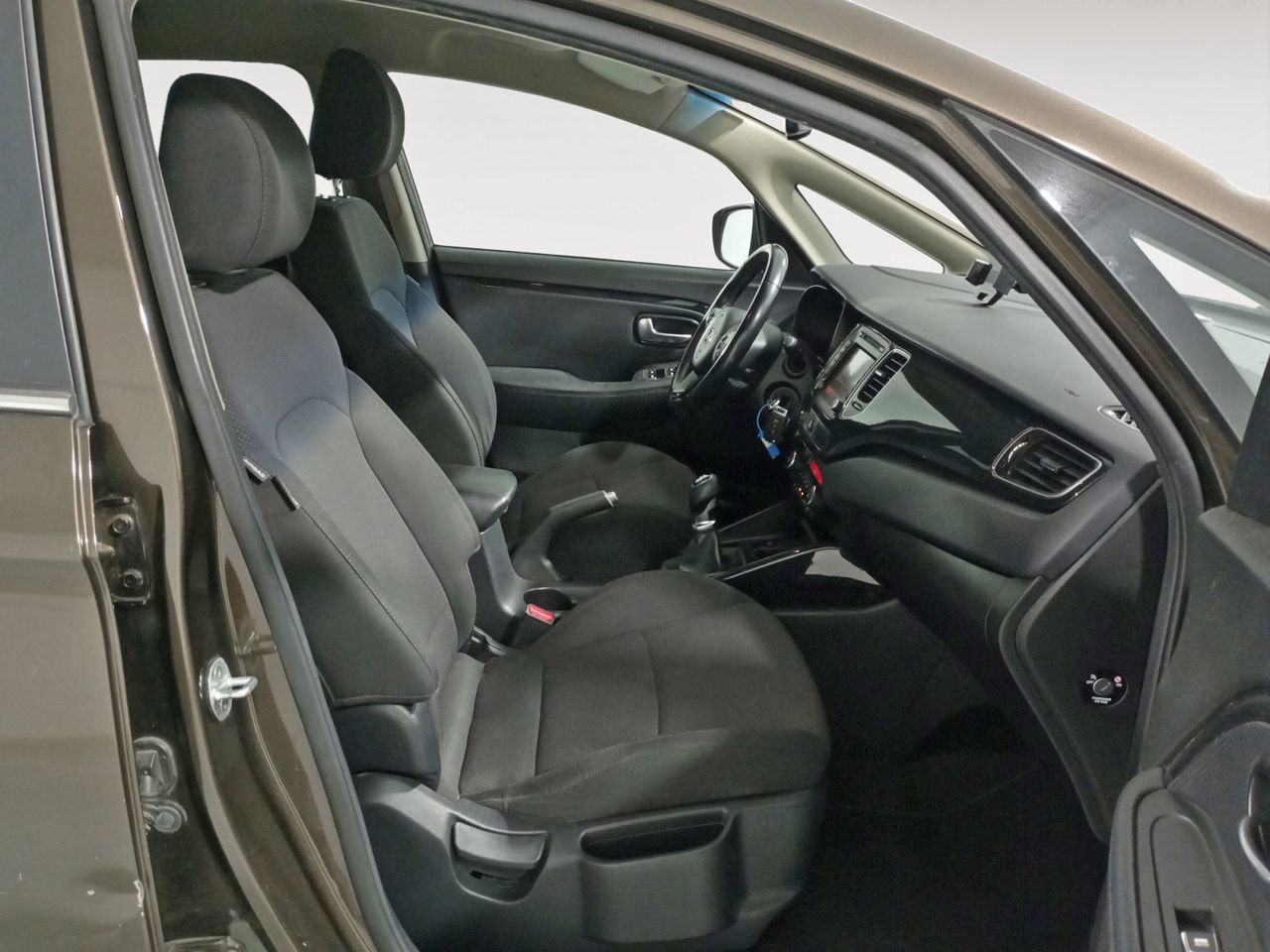 Kia Carens 1.7 CRDi VGT Uefa Euro2016 Eco-Dynamics - foto 11