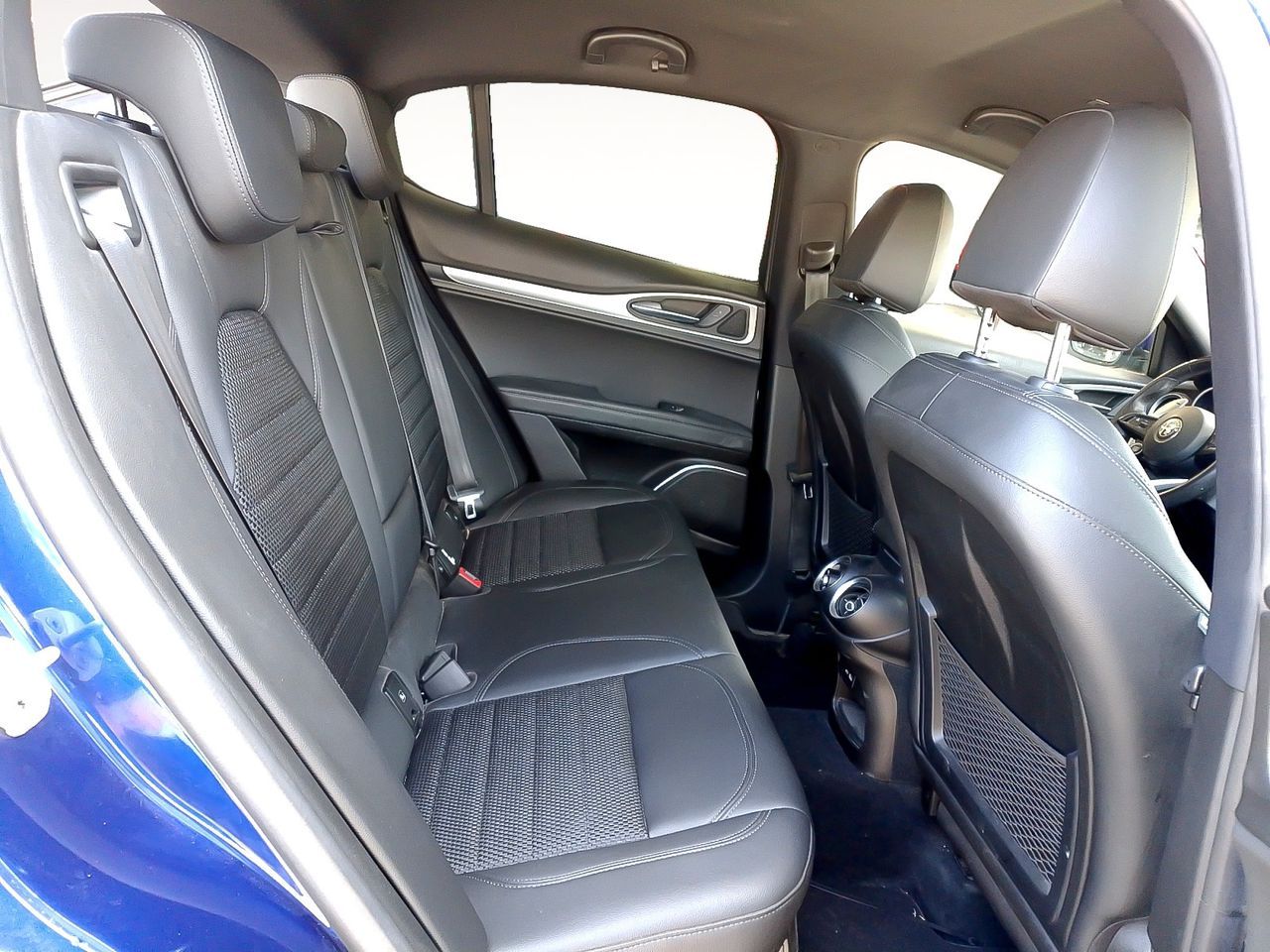 Alfa Romeo Stelvio 2.2 Diesel Sprint AWD - foto 11