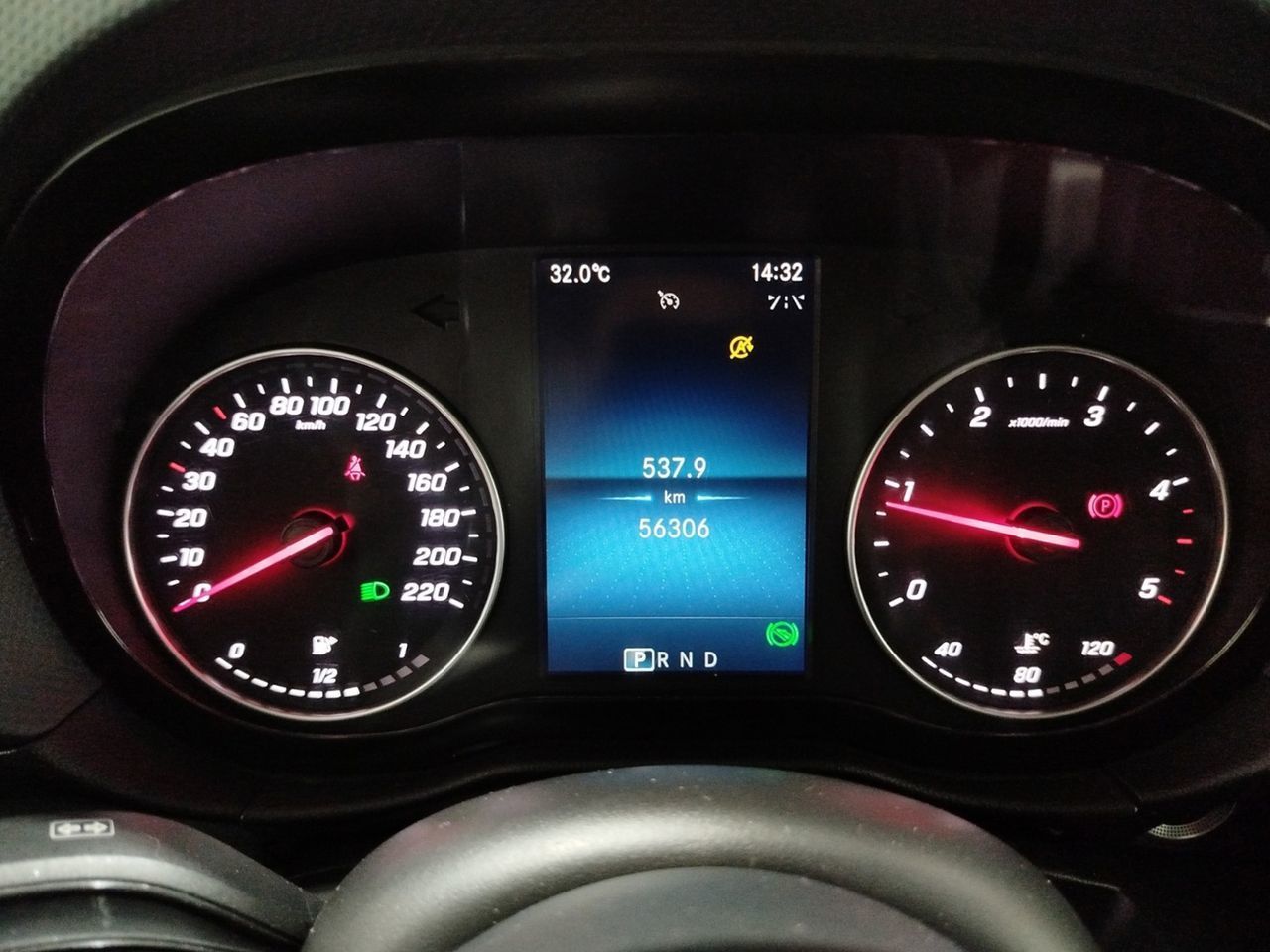 Mercedes-Benz Clase T 180 d - foto 13