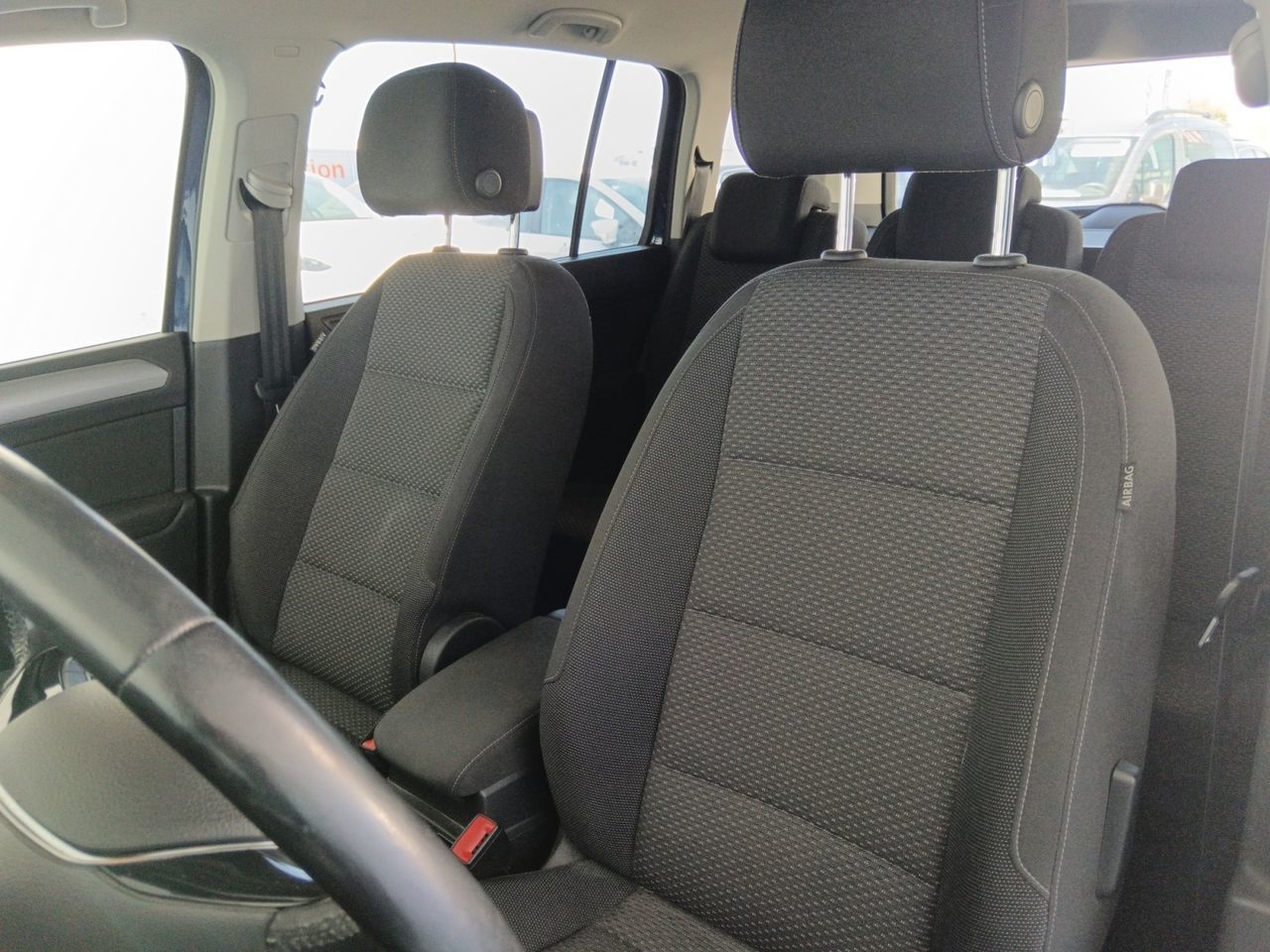 Volkswagen Touran Advance 2.0 TDI DSG - foto 20