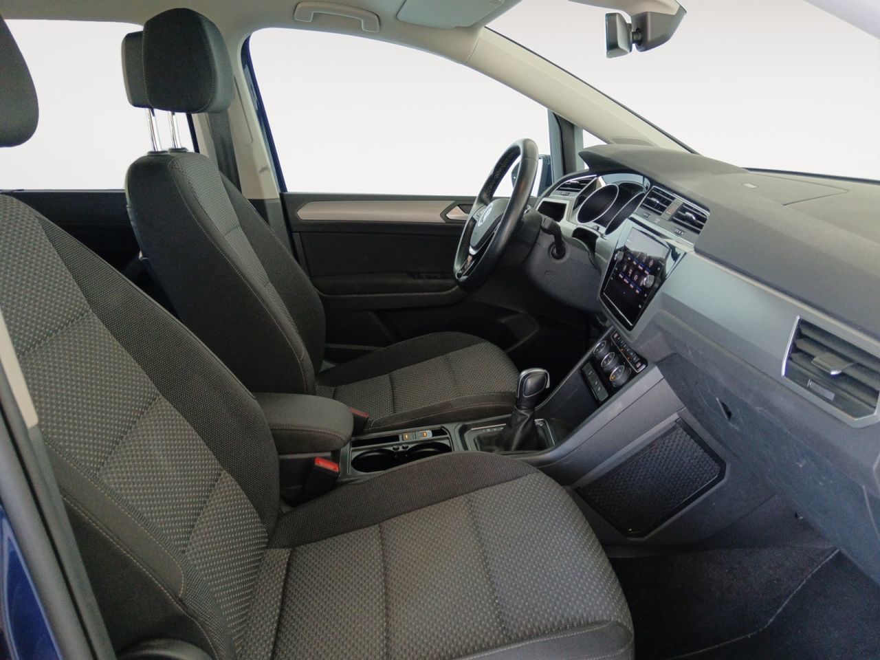 Volkswagen Touran Advance 2.0 TDI DSG - foto 11