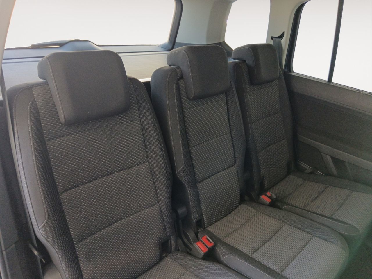 Volkswagen Touran Advance 2.0 TDI DSG - foto 10