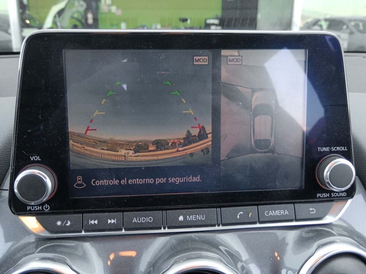 Nissan Juke DIG-T Tekna - foto 16