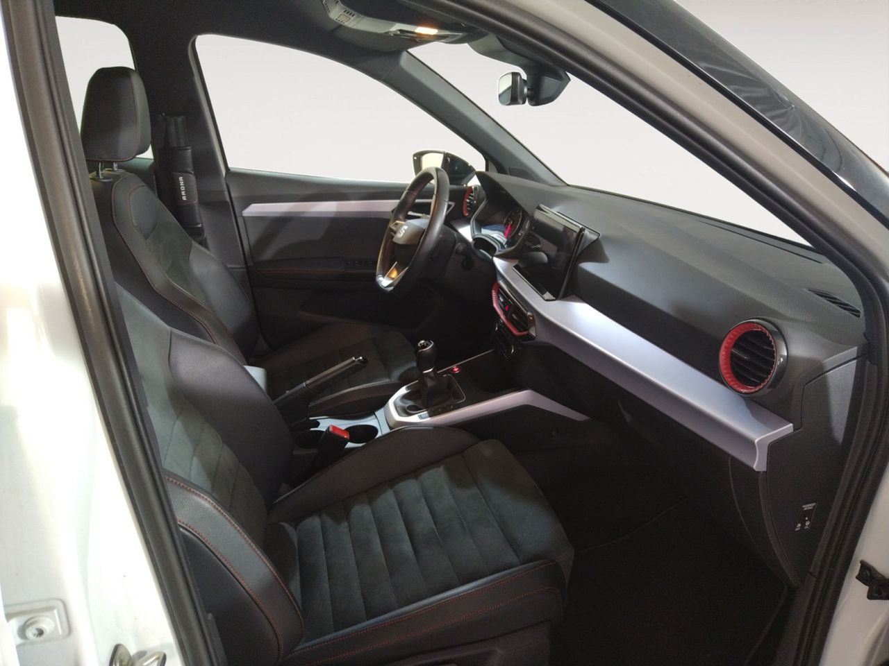 SEAT Arona 1.0 TGI GNC FR - foto 10
