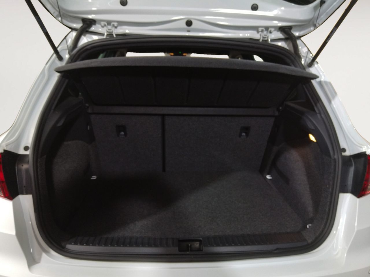 SEAT Arona 1.0 TGI GNC FR - foto 11