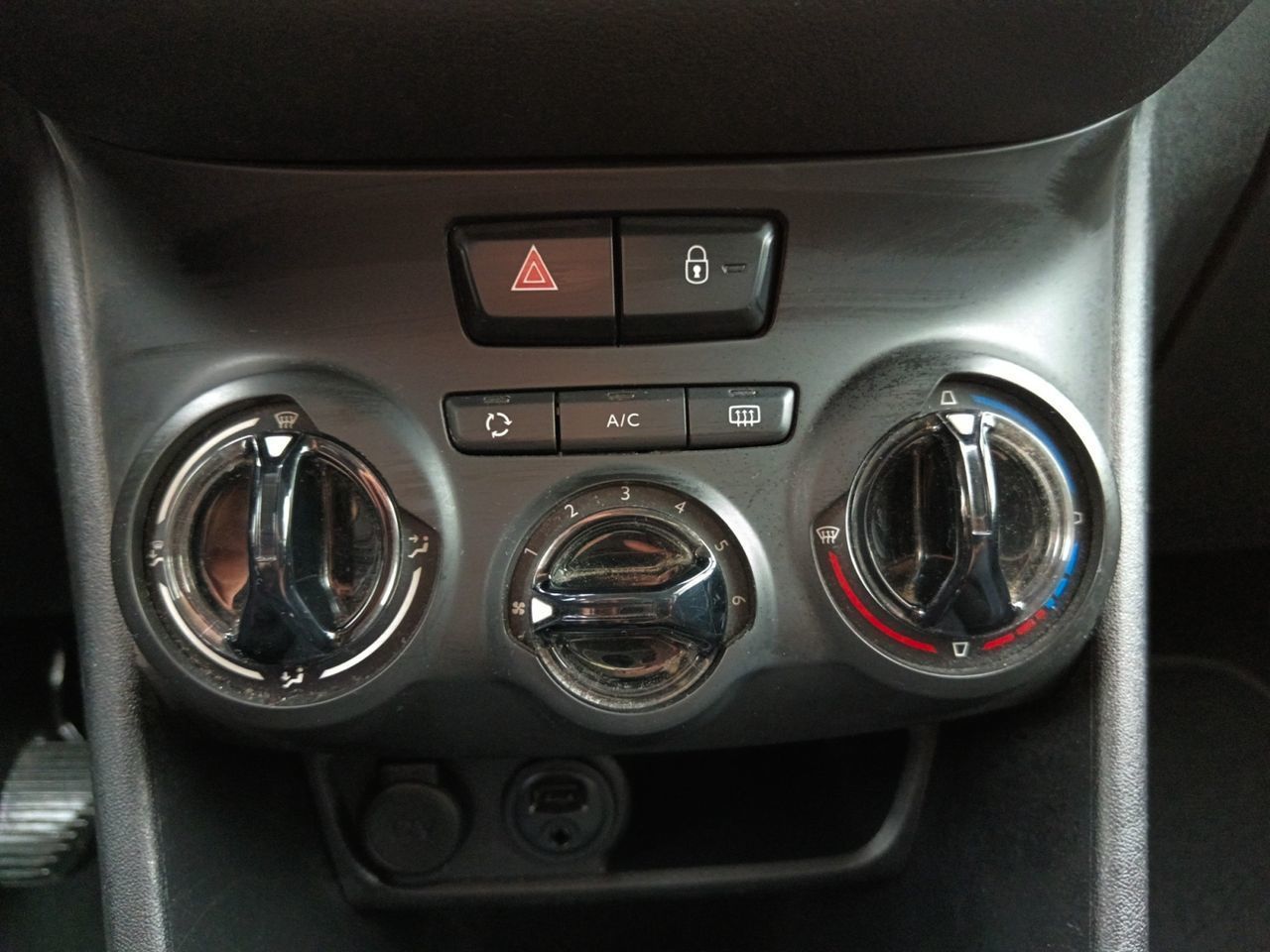 Peugeot 208 BlueHDi 100 Active - foto 18