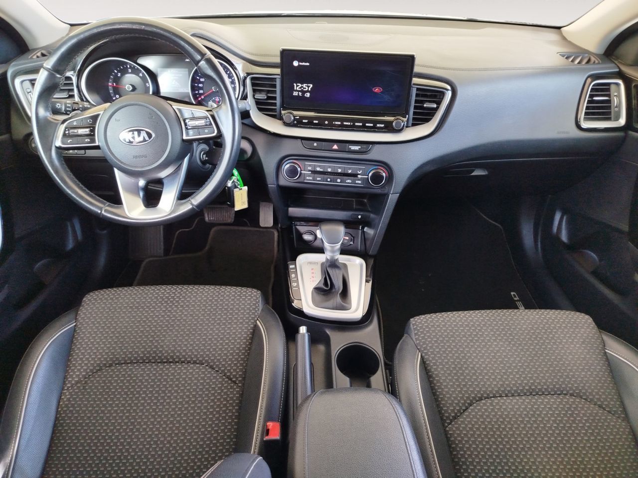 Kia Ceed 1.6 MHEV Tech DCT - foto 6