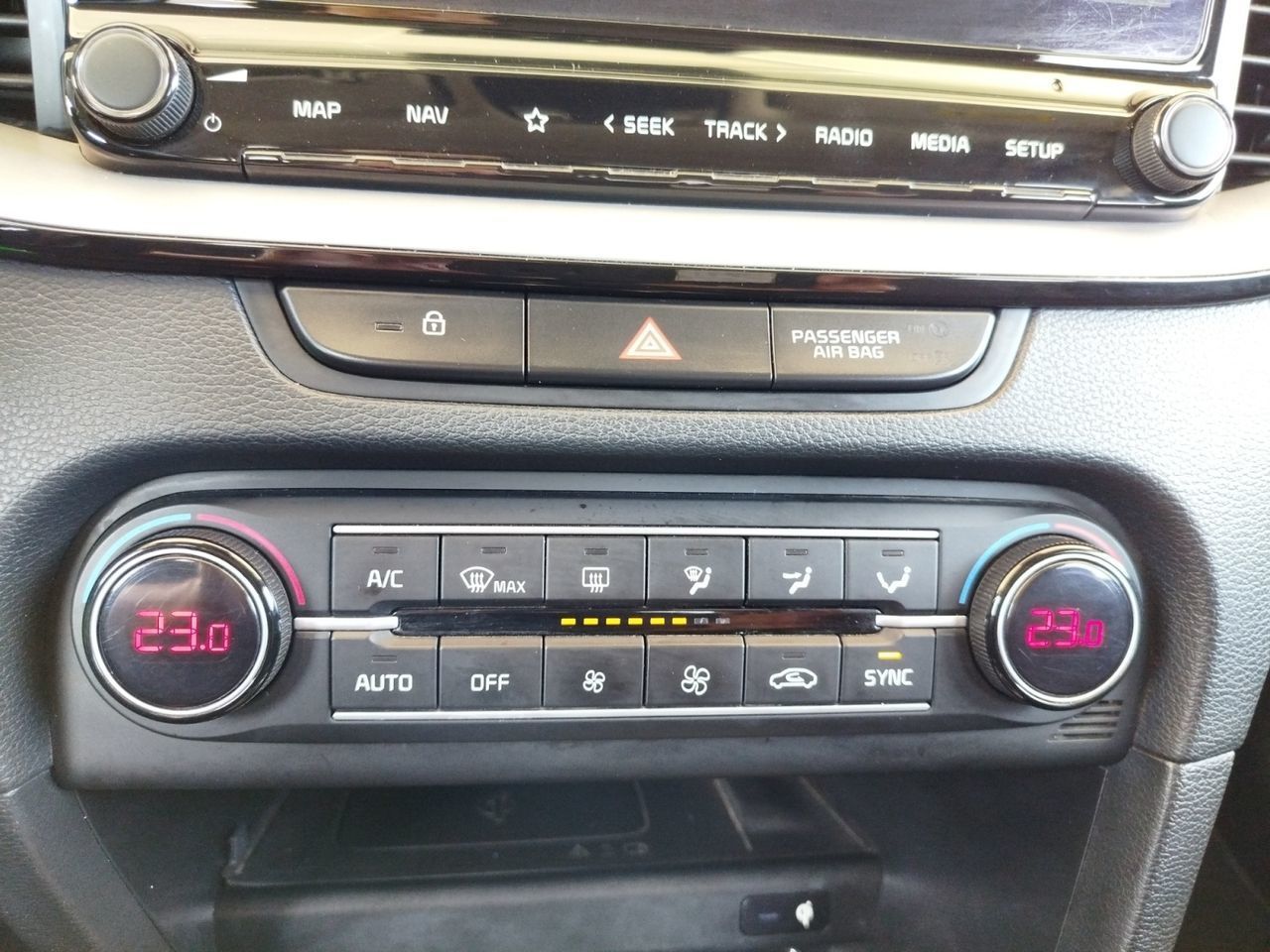 Kia Ceed 1.6 MHEV Tech DCT - foto 19