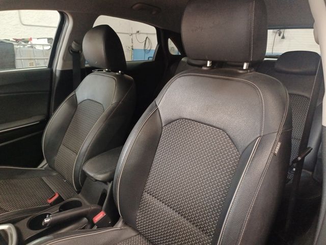 Kia Ceed 1.6 MHEV Tech DCT - foto 21