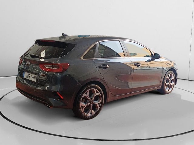 Kia Ceed 1.6 MHEV Tech DCT - foto 2