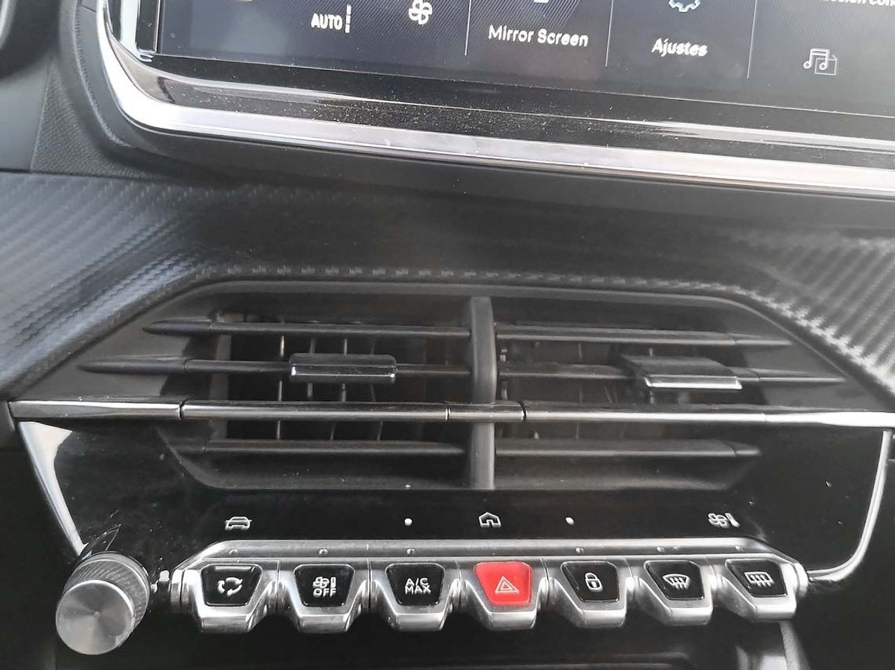 Peugeot 2008 PureTech 100 Allure - foto 19