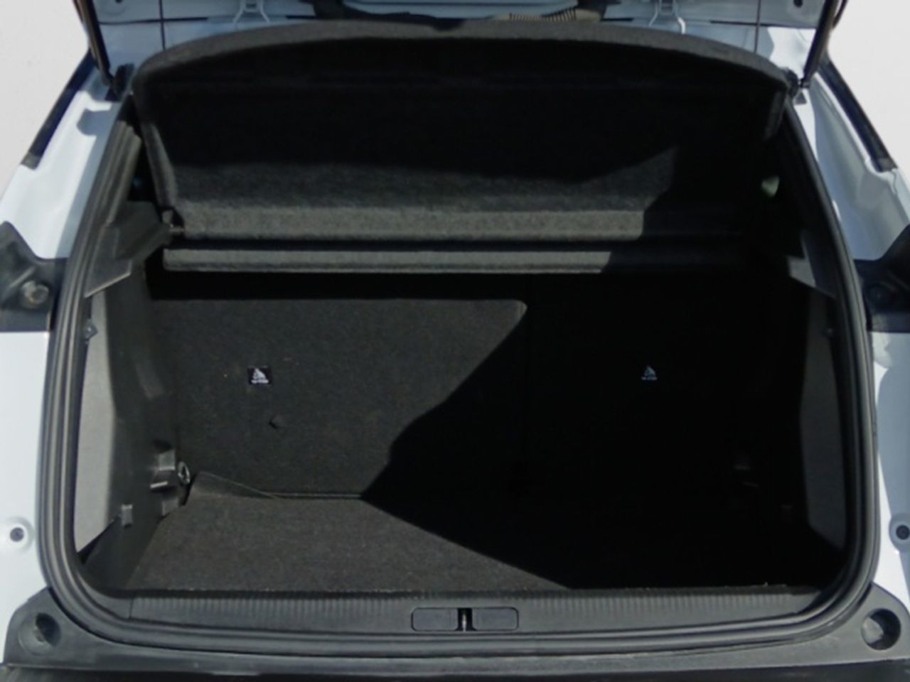 Peugeot 2008 PureTech 100 Allure - foto 11