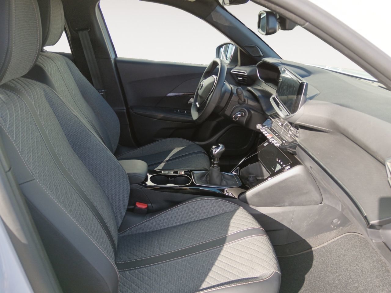 Peugeot 2008 PureTech 100 Allure - foto 10