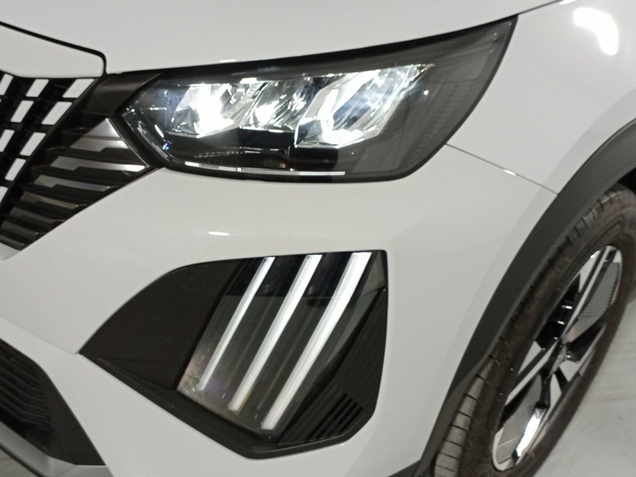 Peugeot 2008 PureTech 100 Allure - foto 20
