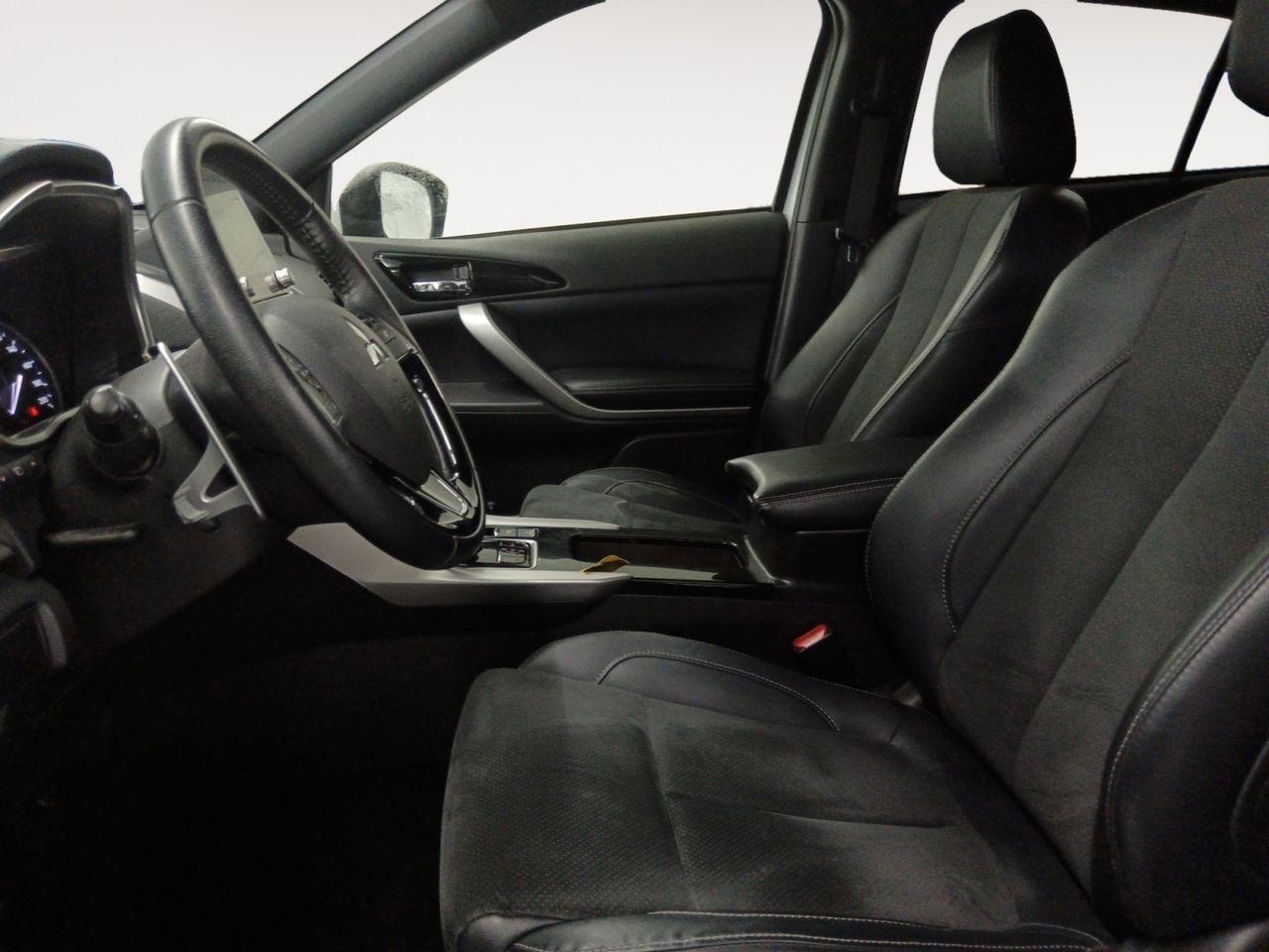 Mitsubishi Eclipse Cross 2.4 PHEV Kaiteki 4WD - foto 10
