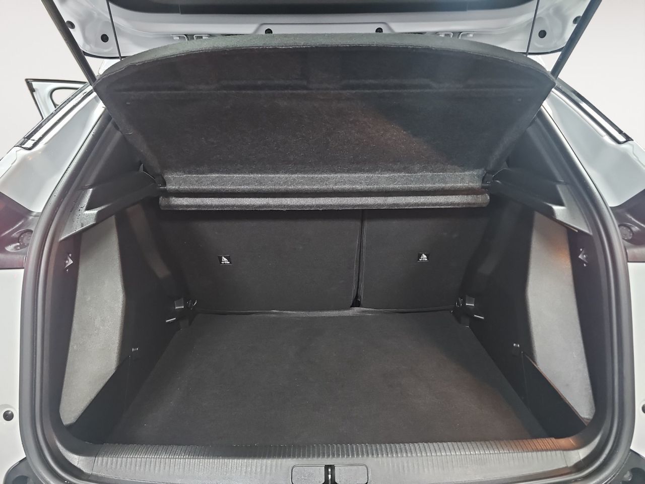 Peugeot 2008 PureTech 100 Allure - foto 11