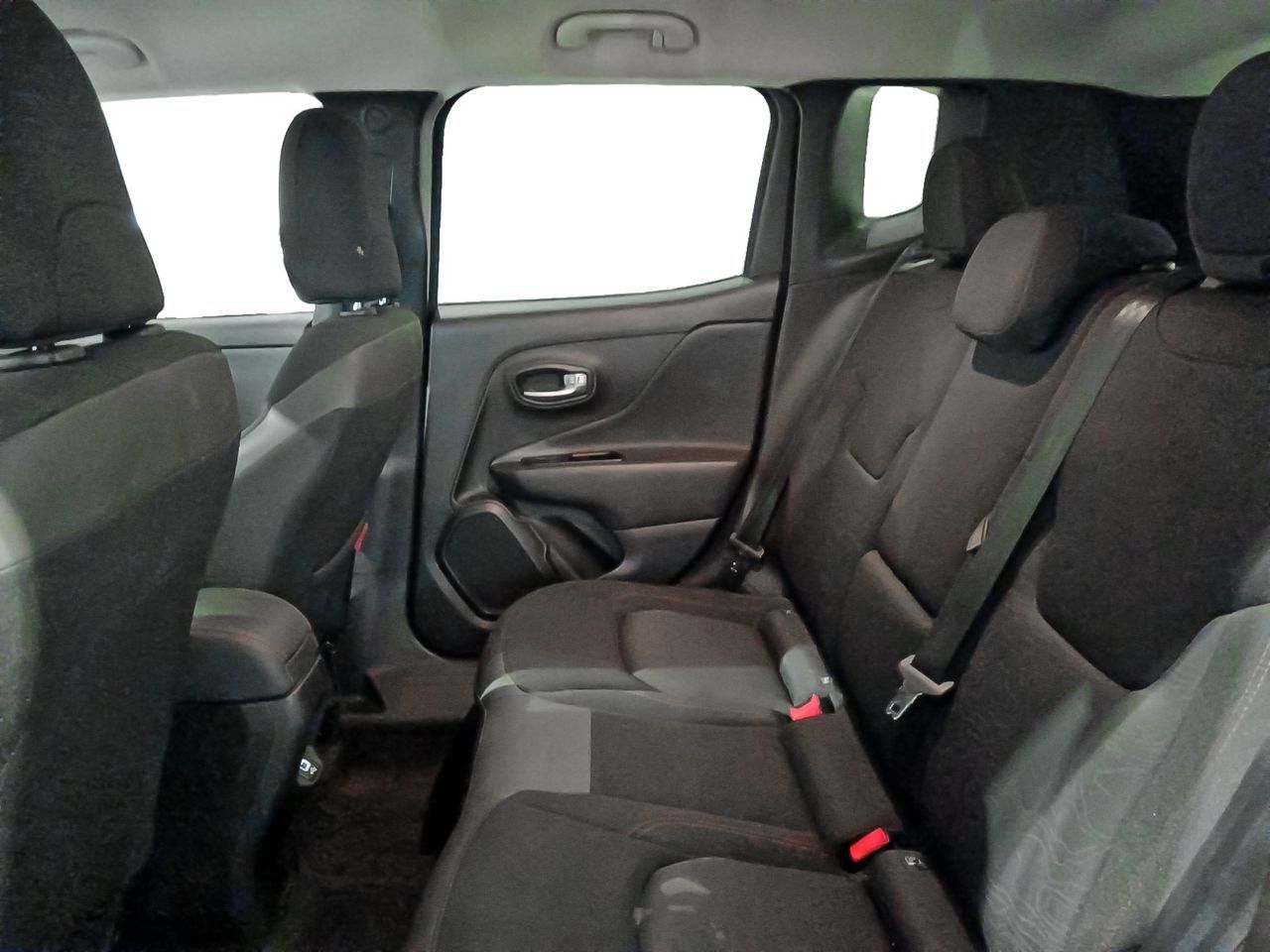 Jeep Renegade 1.3 PHEV Trailhawk AWD - foto 11