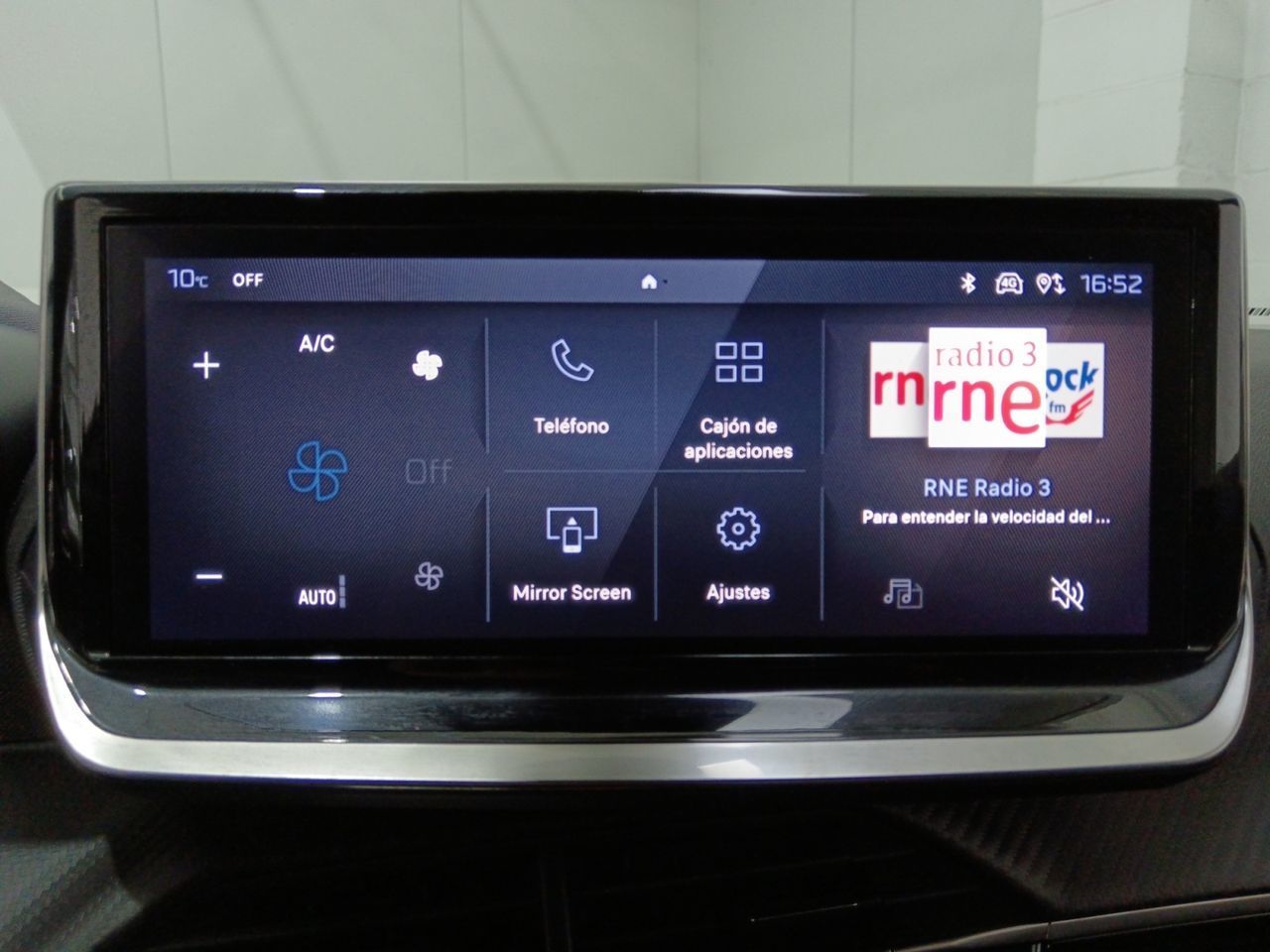 Peugeot 2008 PureTech 100 Allure - foto 15