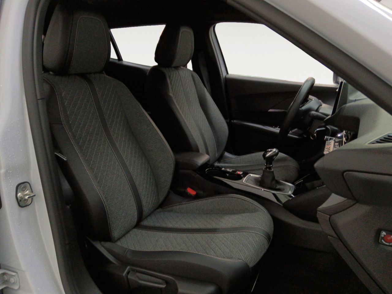 Peugeot 2008 PureTech 100 Allure - foto 11