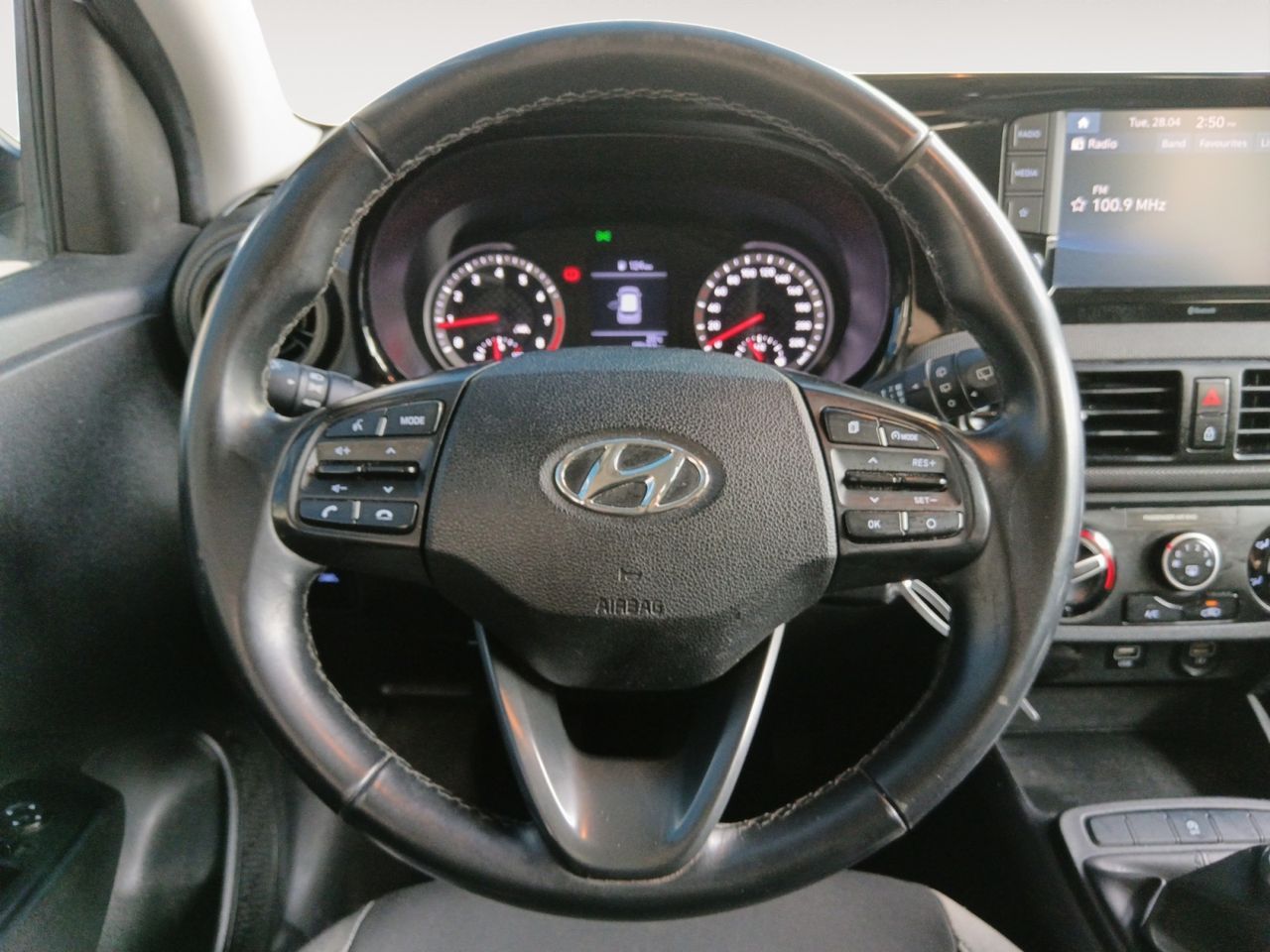 Hyundai i10 1.0 Klass - foto 7