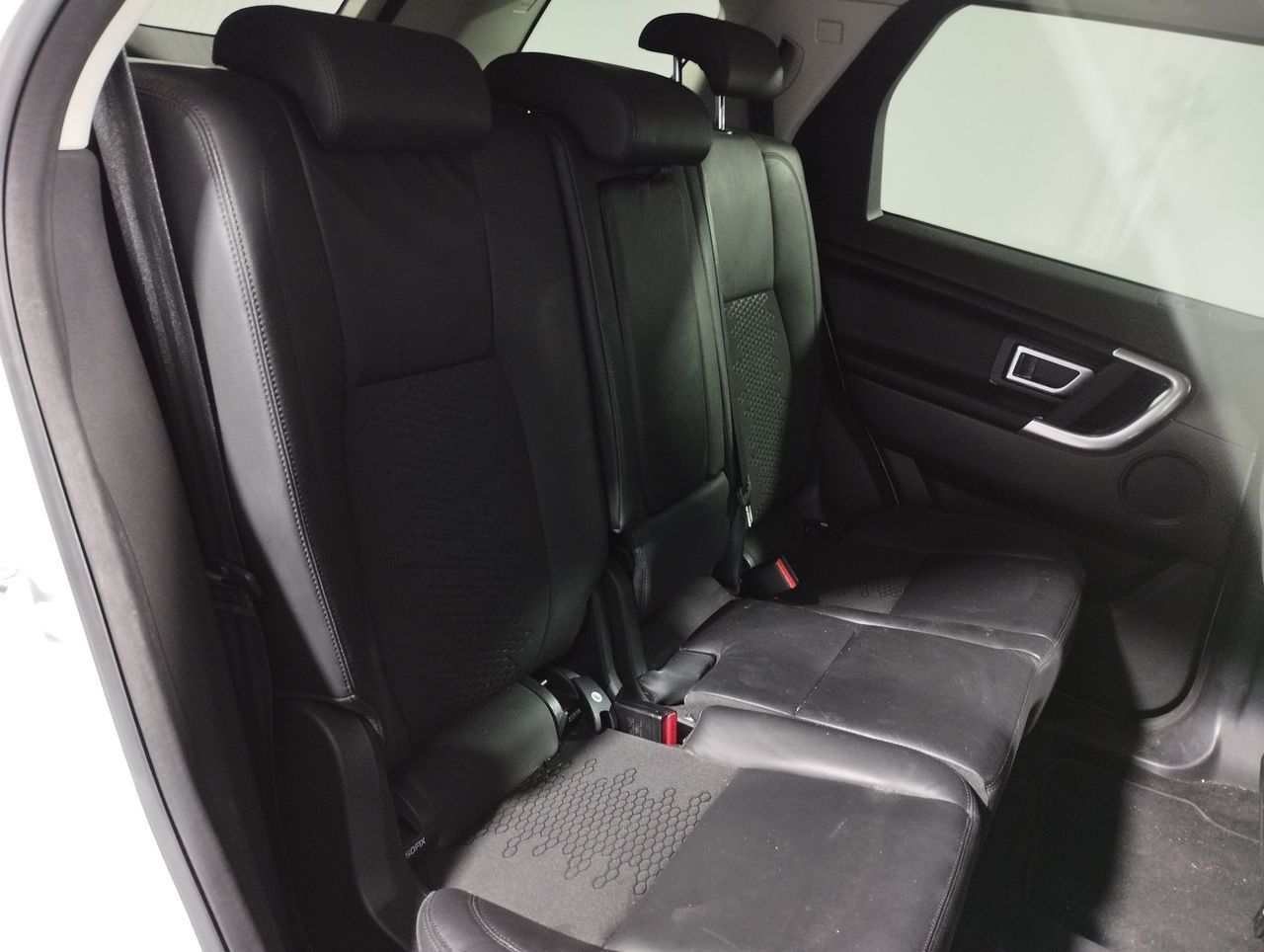 Land Rover Discovery Sport 2.0L TD4 SE 4x4 - foto 10