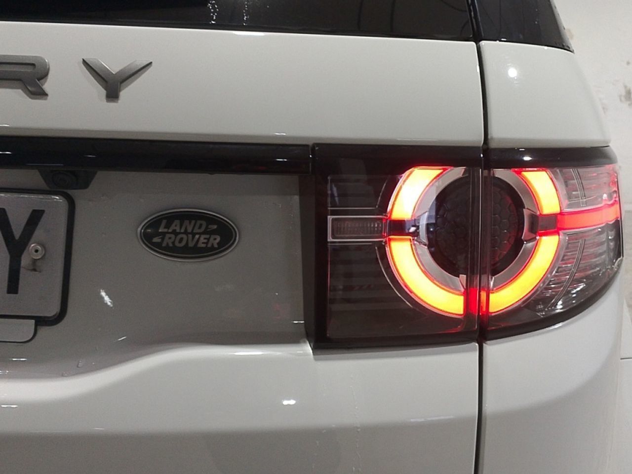 Land Rover Discovery Sport 2.0L TD4 SE 4x4 - foto 18