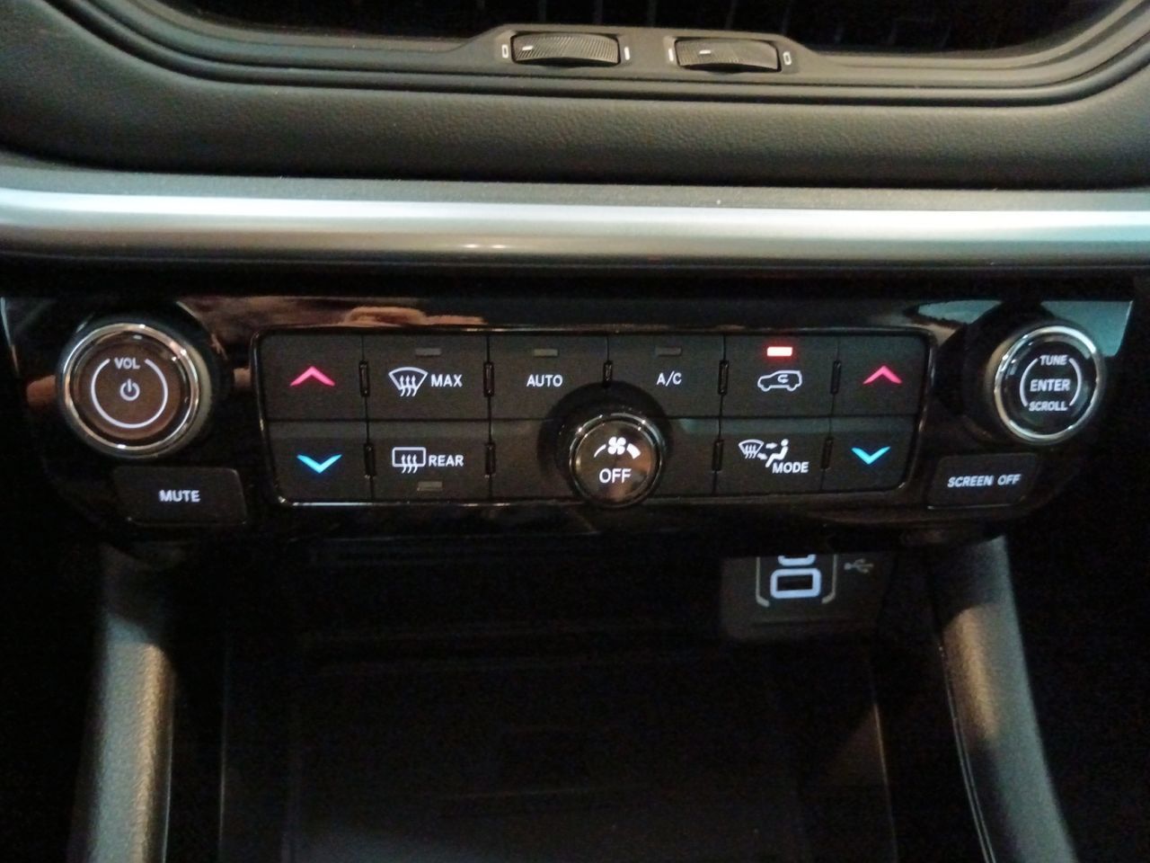 Jeep Compass 1.3 Gse Limited 4x2 FWD - foto 18