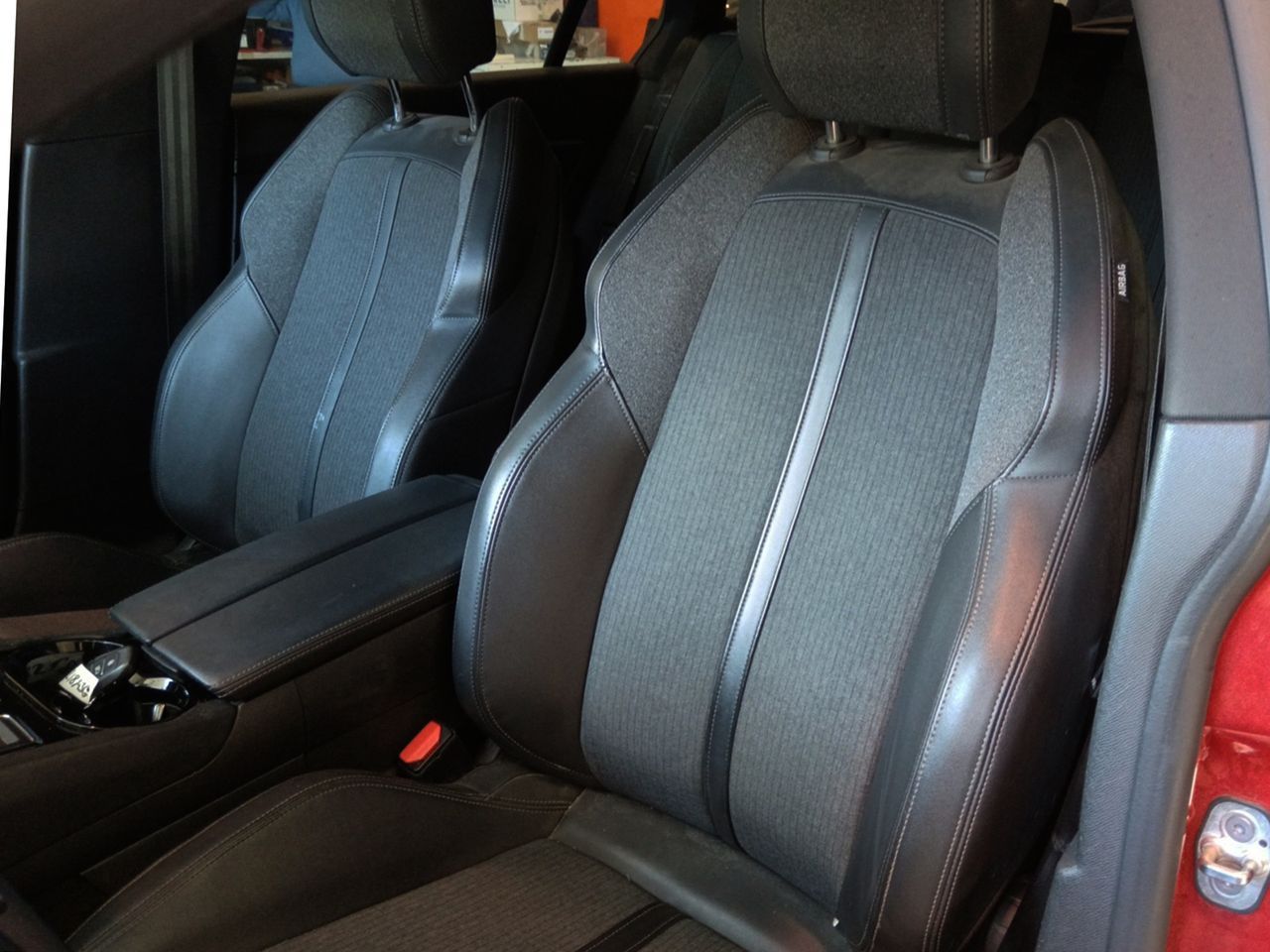Peugeot 508 BlueHDi 130 Allure Pack EAT8 - foto 21