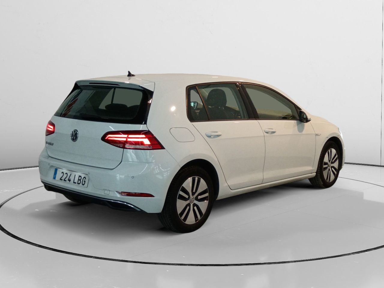 Volkswagen Golf ePower - foto 2