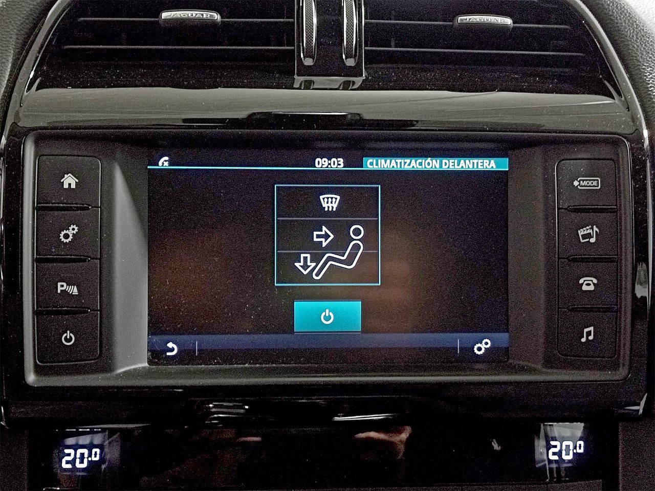 Jaguar F-Pace 2.0L i4D Pure - foto 17