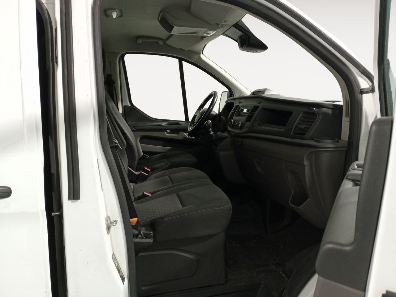 Ford Transit Custom Furgon 2.0 TDCi MHEV 280 L1 Trend - foto 10