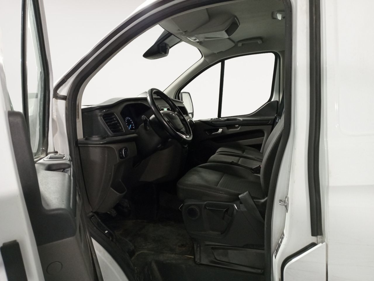 Ford Transit Custom Furgon 2.0 TDCi MHEV 280 L1 Trend - foto 9