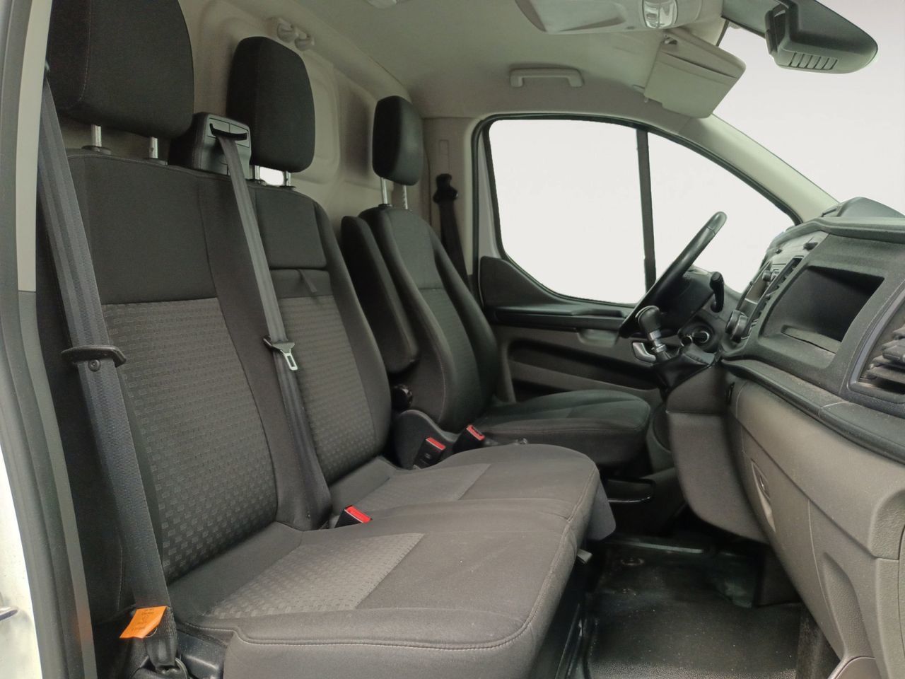 Ford Transit Custom Furgon 2.0 TDCi MHEV 280 L1 Trend - foto 10
