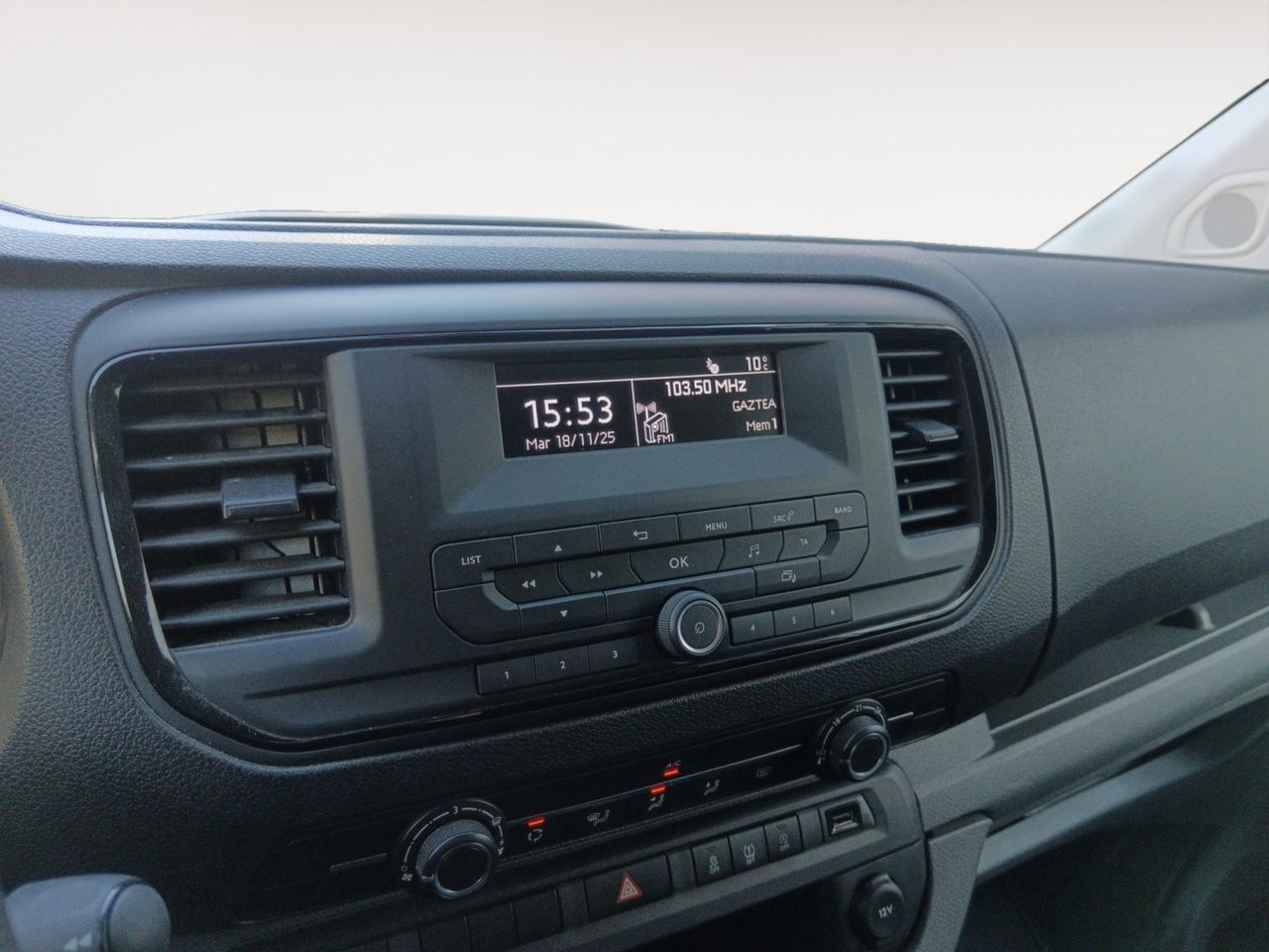Peugeot Expert Combi BlueHDi 120 Standard - foto 16