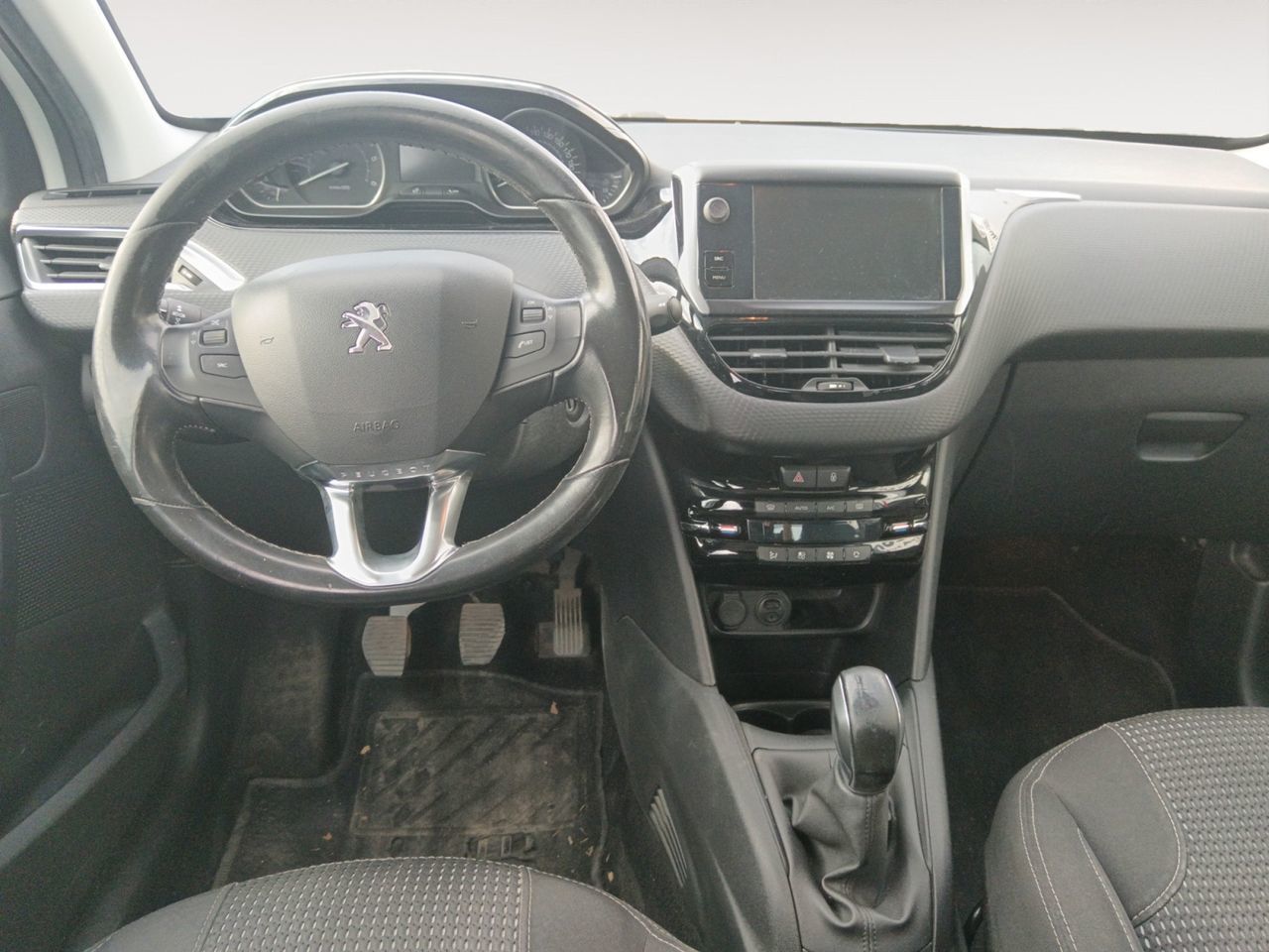 Peugeot 208 1.6 BlueHDi Allure - foto 6