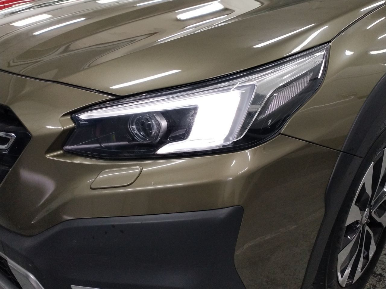 Subaru Outback 2.5 Touring AWD CVT Lineartronic - foto 24