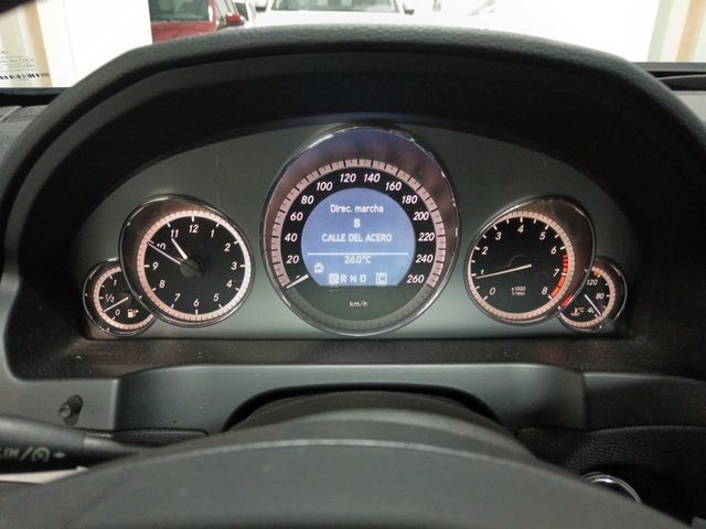 Mercedes-Benz Clase E E 350 CGI Coupe Blue Efficiency Avantgarde - foto 13