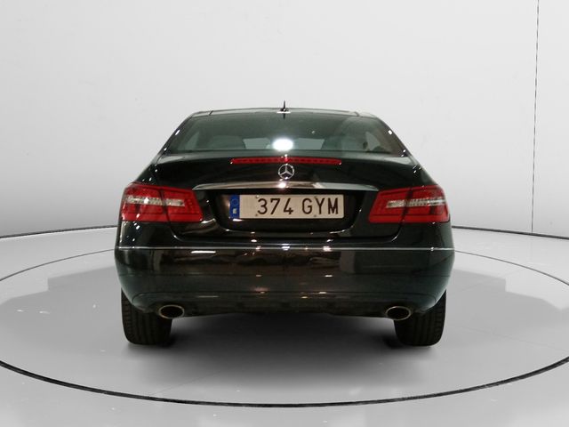 Mercedes-Benz Clase E E 350 CGI Coupe Blue Efficiency Avantgarde - foto 3