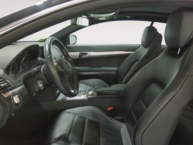 Mercedes-Benz Clase E E 350 CGI Coupe Blue Efficiency Avantgarde - foto 8