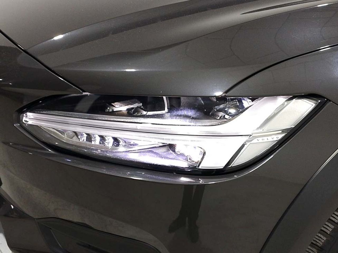Volvo V90 B4 D Pro AWD - foto 20